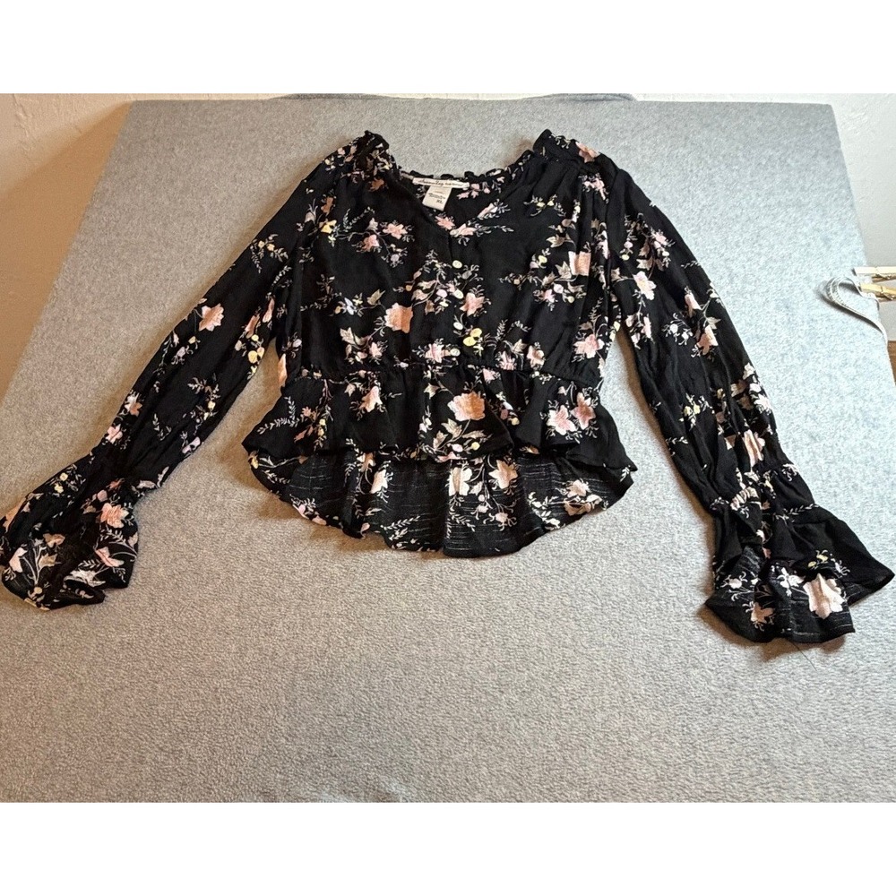 American Rag Top XL Black Floral Peplum Long Sleeve XL